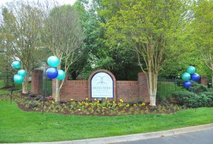 Apartments in Knoxville, Tennessee - Community Entrance with Sign